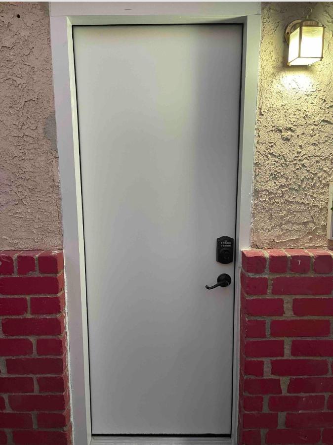 Cozy Studio…With Private Entrance Las Vegas Eksteriør bilde