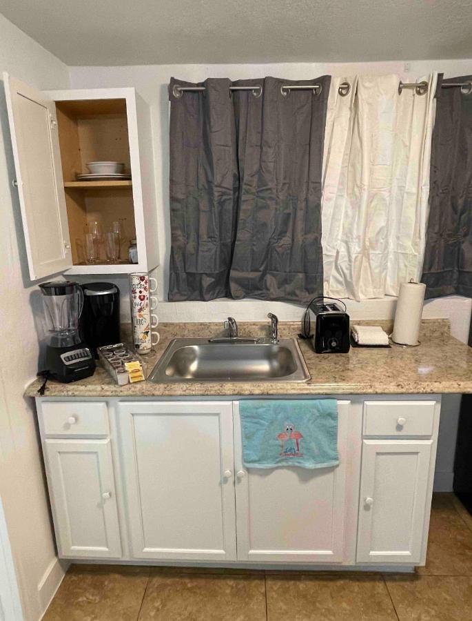 Cozy Studio…With Private Entrance Las Vegas Eksteriør bilde