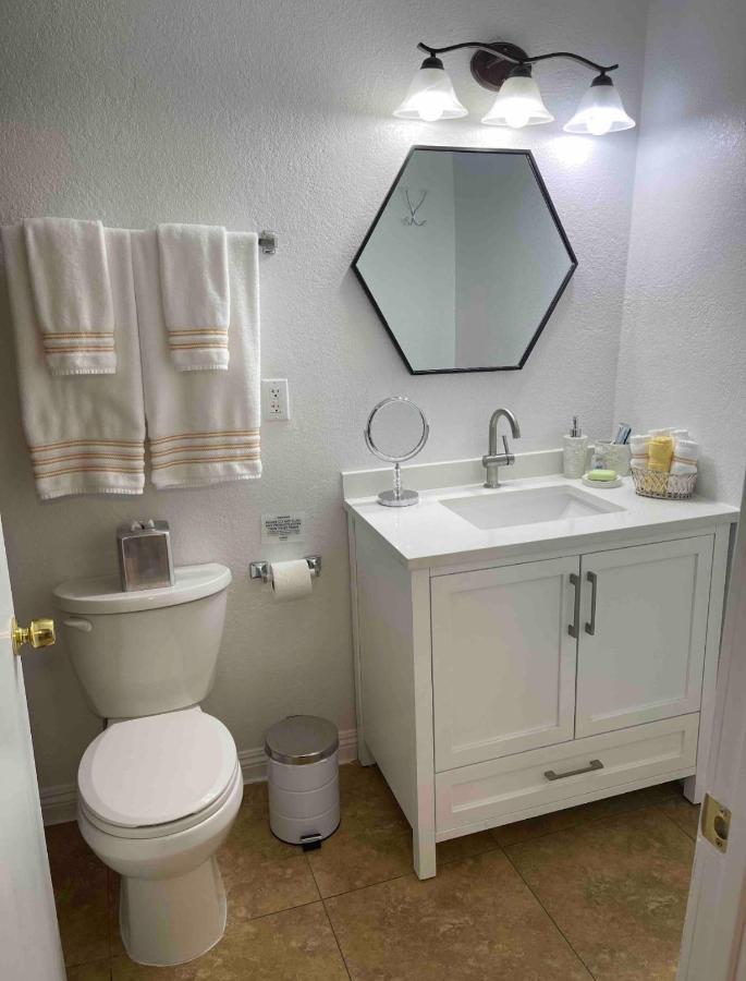 Cozy Studio…With Private Entrance Las Vegas Eksteriør bilde