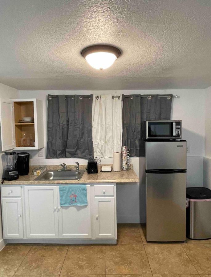 Cozy Studio…With Private Entrance Las Vegas Eksteriør bilde